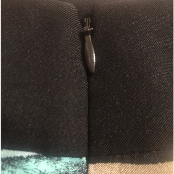 Dress Barn Women’s 16 Flawless Embellished shift dress with hidden zipper - Picture 3 of 9